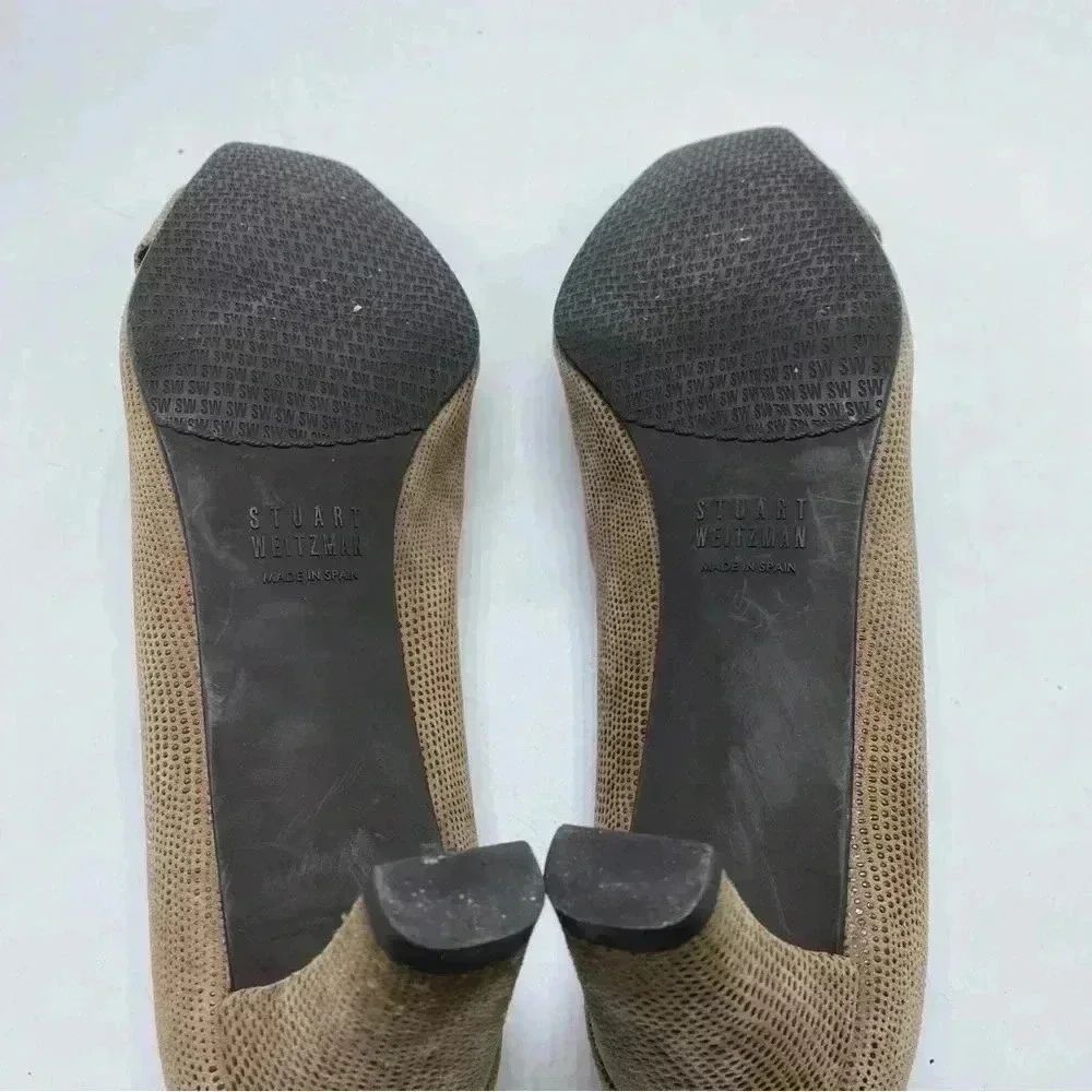 Stuart Weitzman The Tube Textured Pumps pilgrim minimalist